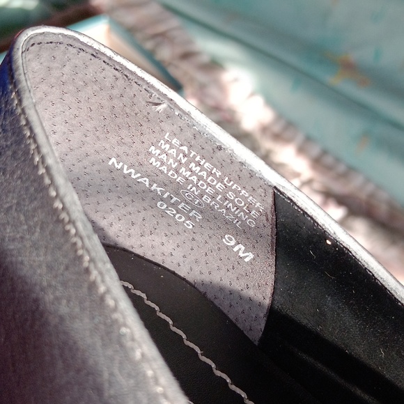 Shoes - Picture 5 of 5